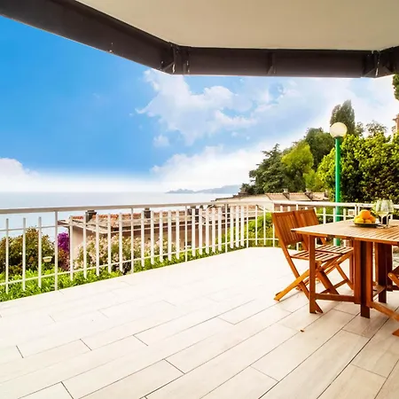 La Terrazza Di Charlie Portofino Sea View ゾアーリ